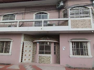 Casa de 6 habitaciones, Machala · Casa Rentera en Venta La Ferroviaria