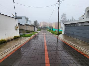 Terreno / Lote · 330m² · Venta de Terreno
