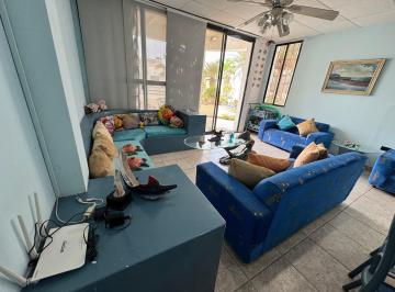 Casa de 3 habitaciones, Salinas · Se Vende Casa en Ciudadela Cerrada