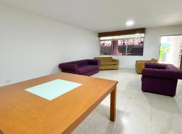 Departamento de 2 habitaciones, Guayaquil · Depto Pb 2 Dorm. Urdesa