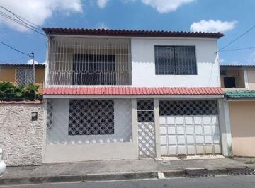 Casa · 312ha · 6 Habitaciones · 1 Estacionamiento · Venta de Casa Rentera en Sauces 9. Inversion