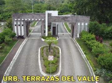 Terreno / Lote · 1067m² · Se Vende Terreno en Portoviejo