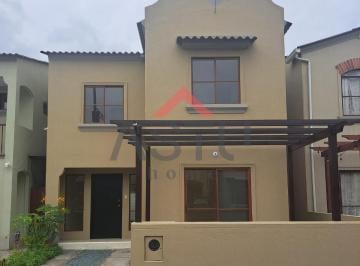 Casa de 4 habitaciones, Daule · Se Vende Casa de Estreno en La Rioja Etapa Bolonia
