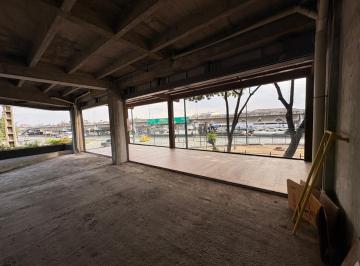 Local comercial · 111m² · 1 Estacionamiento · Local en Alquiler, 2pb, Ciudadela Bolivariana, Elimo
