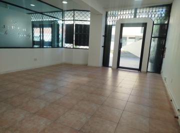 Local comercial · 74m² · 1 Habitación · 1 Estacionamiento · Iñaquito Bajo, Local Comercial en Venta, 74 m², 1 Ambiente