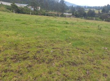 Terreno / Lote · 2892m² · Se Vende Terreno de 2892 m² en Caranqui, Sector La Palestina