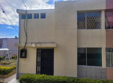 Casa · 108m² · 3 Habitaciones · Casa en Venta Mitad del Mjndo