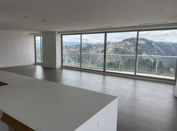 Departamento · 306m² · 3 Habitaciones · 4 Estacionamientos · Depart Quito Departamento de Venta (Ph) Amento en