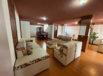 Departamento de 3 habitaciones, Quito · Departamento Amoblado en Alquiler/ 150 M/ Sector America / Quito Norte.