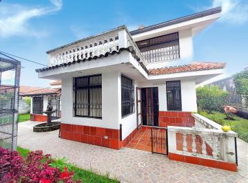Casa de 6 habitaciones, Quito · Casa con 1500 m² de Terreno, Sector Capelo, Valle de Los Chillos