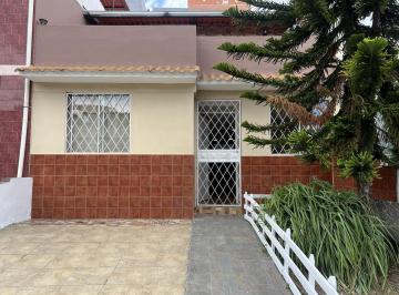 Casa · 96m² · 2 Habitaciones · 1 Estacionamiento · Casa en Venta, Sangolquí