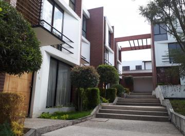 Casa , Quito · Casa Moderna 3 Pisos en El Condado Ideal Familias Jovenes