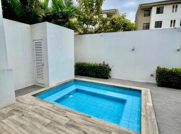 Casa de 5 habitaciones, Guayaquil · Moderna Casa de 5 Dorm. en Mocolí – Piscina Privada y Club de Lujo