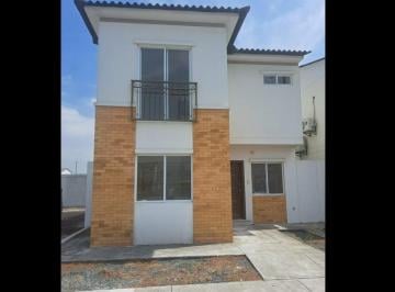 Casa · 108m² · 3 Habitaciones · 2 Estacionamientos · Casa en Venta, Urbanización Savali Vía Salitre Barg