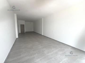 Local comercial · 97m² · 1 Estacionamiento · Alquiler de Locales en Plaza Comercial Km.19.5 Vía a La Costa. 97 m². m. H.