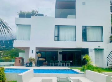 Casa de 3 habitaciones, Quito · Venta o Arriendo Algarrobos Nayón
