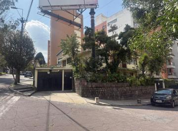 Casa de 4 habitaciones, Quito · Casa en Venta Whimper Excelente Ubicación