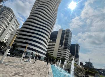 Oficina comercial , Guayaquil · Hermosa Oficina Amoblada en Venta Vista Al Río - The Point Puerto Santa Ana