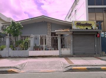 Casa de 5 habitaciones, Guayaquil · Casa con 5 Habitaciones en Venta en Urdesa, 287 m²