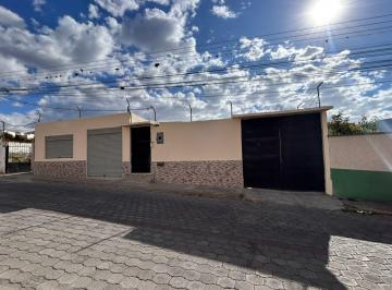 Casa · 150m² · 3 Habitaciones · 3 Estacionamientos · Casa de Una Sola Planta en Venta Y/o Alquiler