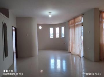 Casa de 4 habitaciones, Manta · Casa Rentera de Venta en Manta Zona Norte R/h