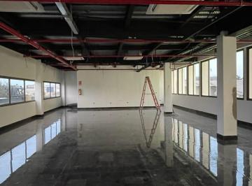 Local comercial , Guayaquil · Local Comercial de 195 m² en Alquiler en Urdesa Central