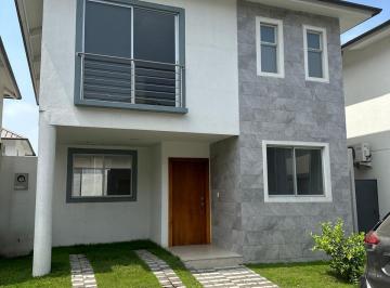 Casa de 4 habitaciones, Daule · En Venta Casa de 4 Dorm. a Estrenar en Vistana 1000