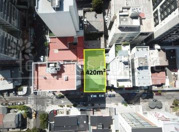 Terreno / Lote · 420m² · Propiedad en Venta