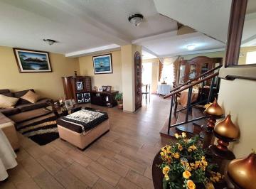 Casa de 4 habitaciones, Quito · Vendo Casa 3 Dorm., Altillo Grande Conjunto Privado Tras Portal Shopping