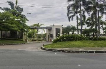 Departamento de 2 habitaciones, Guayaquil · Departamento en Venta – Planta Baja – Aires del Mangle, Punta Esmeralda (W. L)