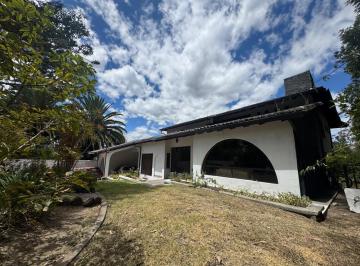 Casa · 434m² · Cumbayá - Casa en Venta