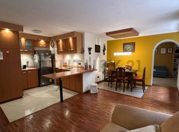 Departamento · 82m² · 2 Habitaciones · 1 Estacionamiento · De Venta Lindo Departamento con Patio. Sector Guanguiltagua