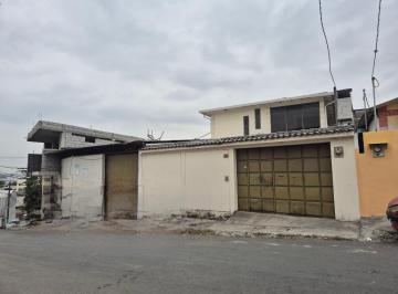 Casa de 5 habitaciones, Guayaquil · Propiedad en Óptimas Condiciones Más Terreno Ideal Para Bodega o Taller