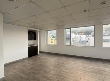 Consultorio , Quito · De Venta Hermosa Oficina o Consultorio (Plataforma Financiera)