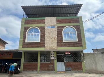 Casa de 6 habitaciones, Manta · Casa Rentera de Venta en Manta Zona Norte