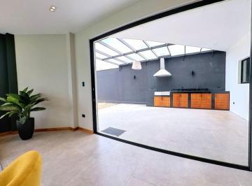 Casa de 3 habitaciones, Quito · Casa de Lujo por Estrenar en Venta - Puembo
