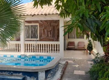 Casa de 3 habitaciones, Salinas · Se Vende Casa en Chipipe