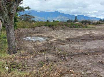 Terreno / Lote · 530m² · Terreno en Atuntaqui