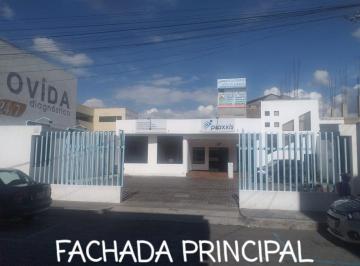 Local comercial de 8 habitaciones, Latacunga · Renta Local Multifuncional Latacunga