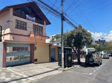 Casa de 4 habitaciones, Quito · Inversión Premium – Terreno + Construcción