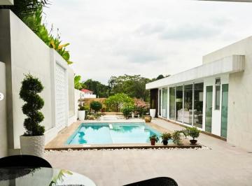 Casa de 6 habitaciones, Guayaquil · Casa de Lujo Frente Al Lago – Urb. La Laguna, Km 8 Vía Samborondón (Wap)