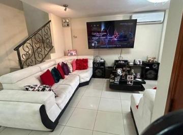 sala · Urbanización Cataluña Venta de Casa y Terreno, Vía Salitre (Gim)