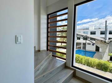 Casa de 2 habitaciones, Quito · Venta Casa 162 m² Totales en Tumbaco