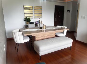 Departamento de 3 habitaciones, Quito · Depar 3d con Excelente Vista Dentro de Conjunto en Santa Lucía