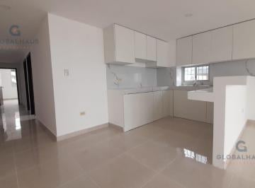 Departamento · 130m² · 3 Habitaciones · Venta de Departamento en 9 de Octubre y Av del Ejercito, 3 Habitaciones Y. R.