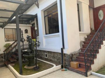 Casa de 5 habitaciones, Quito · Vendo Casa Rentera Centro Sangolqui