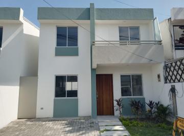 Casa de 3 habitaciones, Guayaquil · Venta de Casa en La Urbanización Belén del Norte, Vía a Daule.