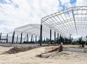 Bodega-Galpón · 902m² · Galpón de 1400 m² en Arriendo en Tababela