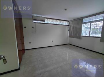 Departamento · 130m² · Alquiler Departamento Amplio Urdesa Central Parqueo Privado (Db)
