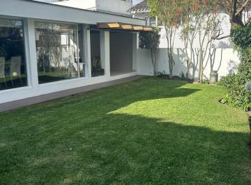 Casa de 3 habitaciones, Quito · Vendo Casa de un Piso en El Pinar Alto